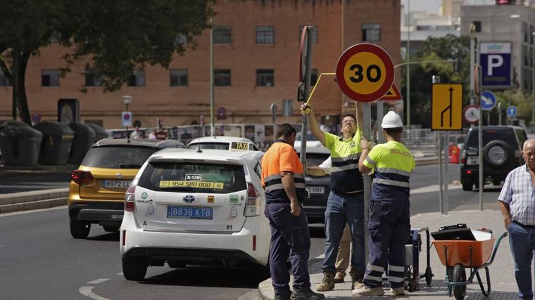Las obras del metro de Sevilla obligan a reinventar el tráfico en la Macarena