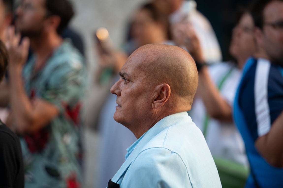 El traslado de la Virgen del Carmen del Puente de Triana a la parroquia de la O