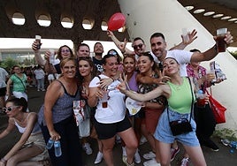 El Betis instalará 'food trucks' y barras en la Cartuja