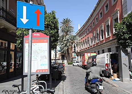 Imagen secundaria 1 - Obras y alteración del tráfico en la Cuesta del Rosario