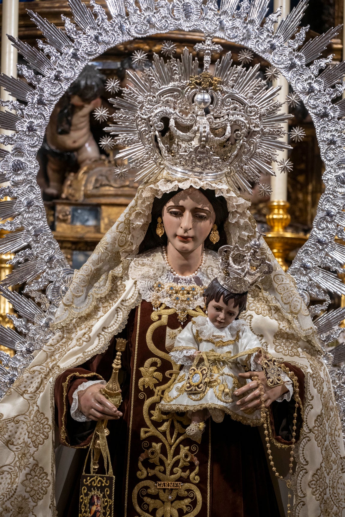Las imágenes de los besamanos de la Virgen del Carmen en Sevilla