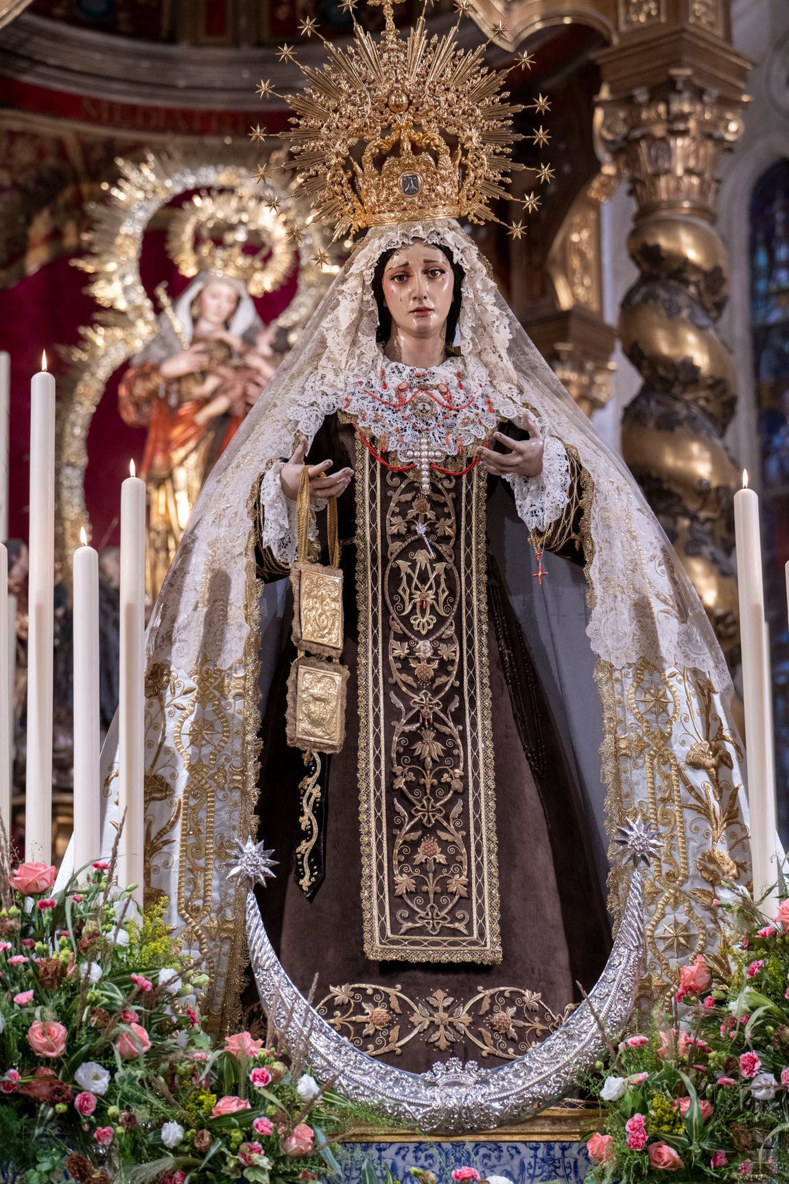 Las imágenes de los besamanos de la Virgen del Carmen en Sevilla