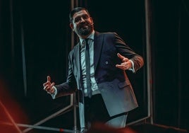 Manu Sánchez inaugura el ciclo Tío Pepe Comedy de Veranea en la Bodega 2025 con su espectáculo 'Entregamos'