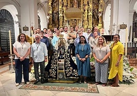 La abuela Santa Ana procesiona en la provincia de Sevilla por su festividad