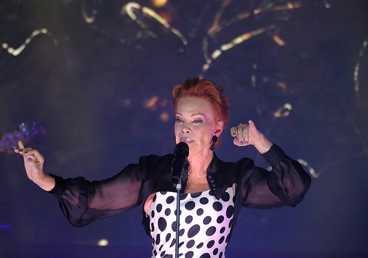 Un momento de la actuación de Paloma San Basilio en el Tío Pepe Festival 2025