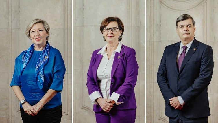 Los vicerrectores de la US que se presentarán a las elecciones a rector dejan sus cargos