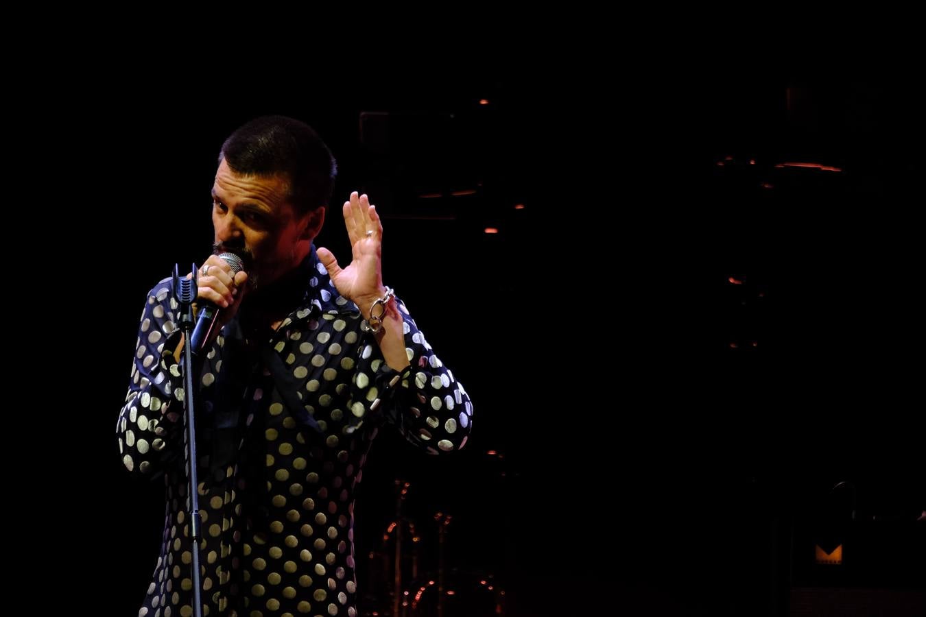 El músico ha repasado en el Tío Pepe Festival sus grandes éxitos