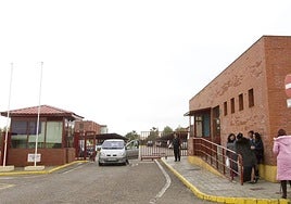 Una funcionaria del Hospital Psiquiátrico Penitenciario de Sevilla recibe un puñetazo de un recluso