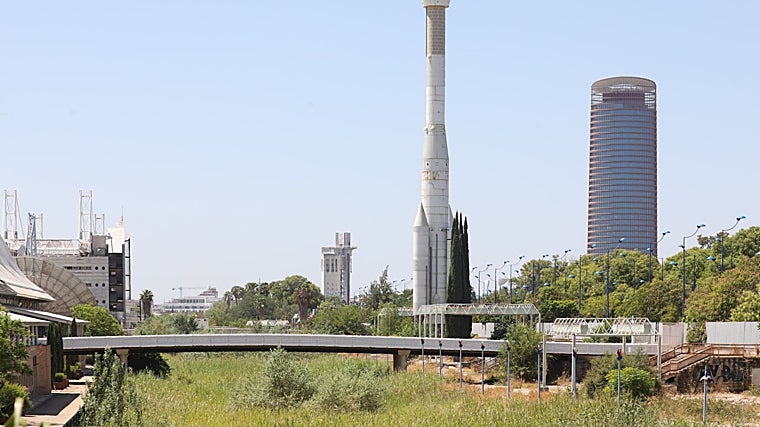 Antiguo Canal de la Expo, sin uso desde la celebración de la Muestra Universal