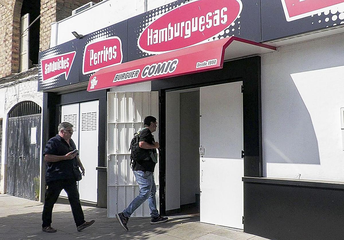 Los hechos se produjeron en un establecimiento de comida rápida de Las Cabezas de San Juan