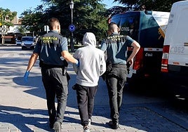 La Guardia Civil salva en Cantillana a un hombre de 28 años herido en una pelea