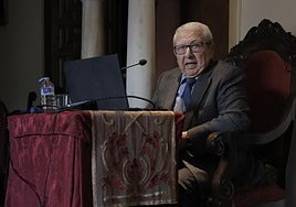 Francisco Arquillo: «La Macarena presentaba cambios formales y expresivos tras la actuación nocturna de dos personas»