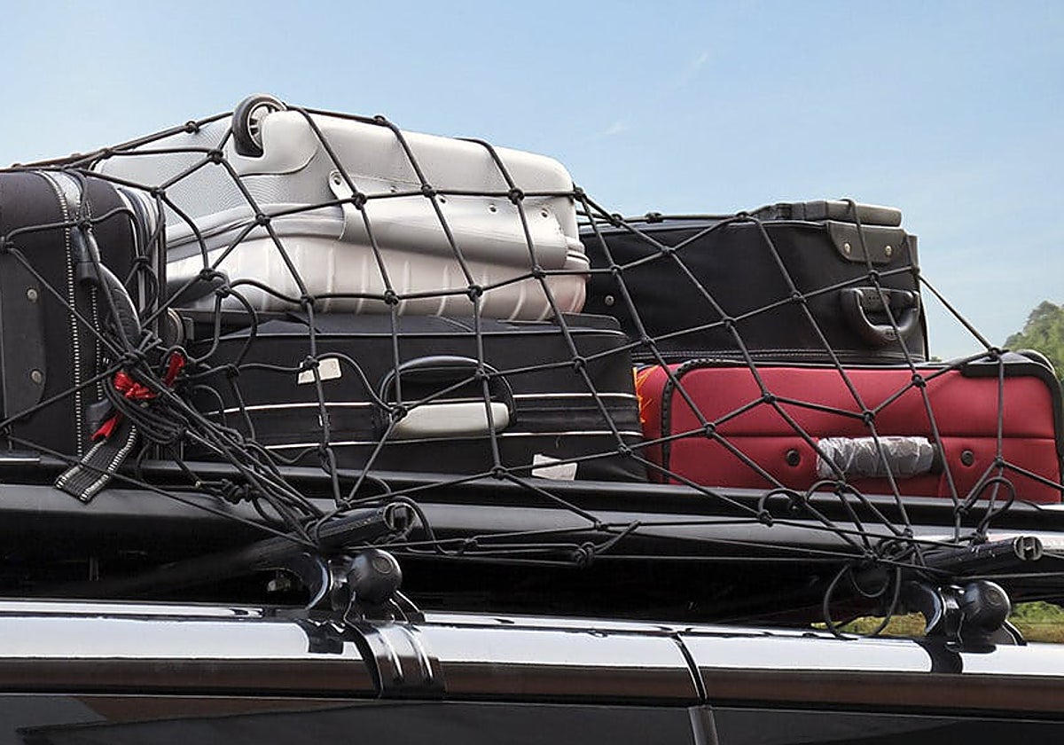 La DGT contempla multas para quienes incumpla con la normativa relativa al transporte de cargas en el coche