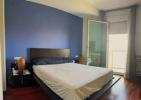 Imagen secundaria 1 - El piso de 140 metros cuadrados en Sevilla con vistas al Guadalquivir que puedes comprar con una rebaja de 300.000 euros