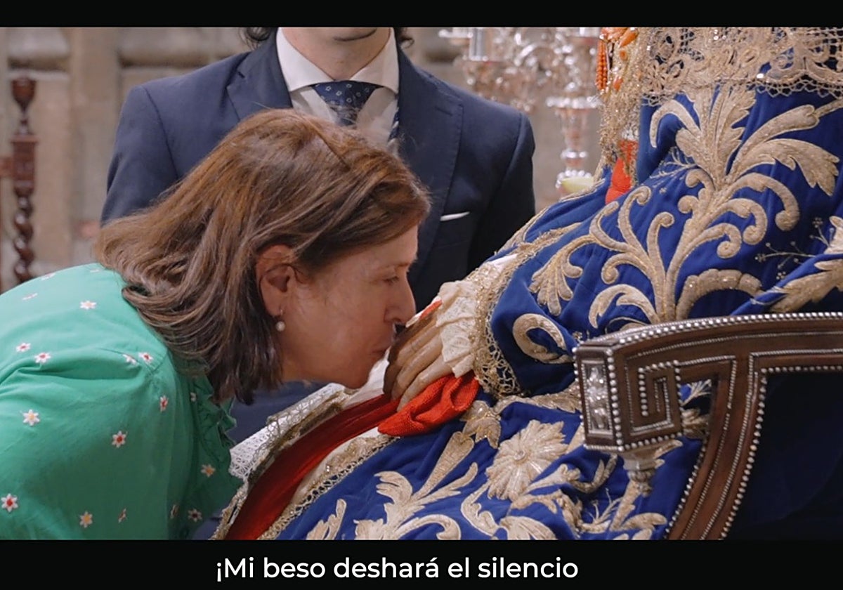 Video promocional del Ayuntamiento de Sevilla de la procesión de la Virgen de los Reyes