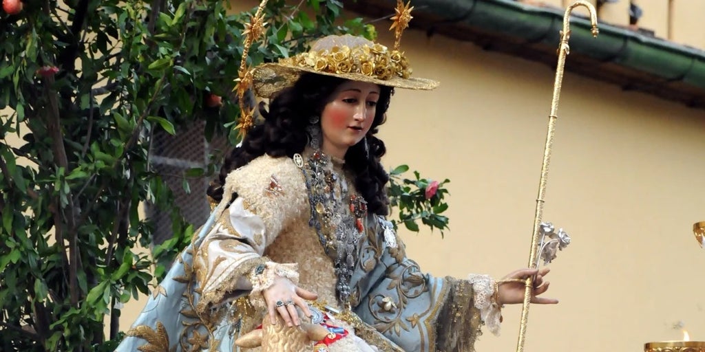 Horarios e itinerarios de las salidas de la coronación de la Pastora de Santa Marina