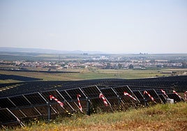 La expansión silenciosa de las megaplantas solares en Sevilla: las empresas duplican la potencia instalada en dos años