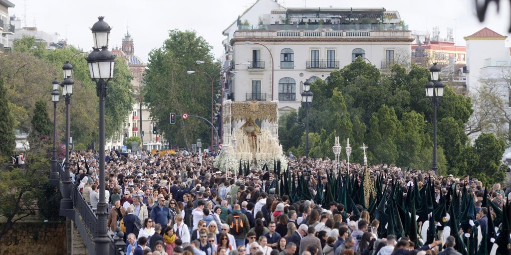 Los retos del curso cofrade de Sevilla: el último de Francisco Vélez al frente del Consejo de Hermandades
