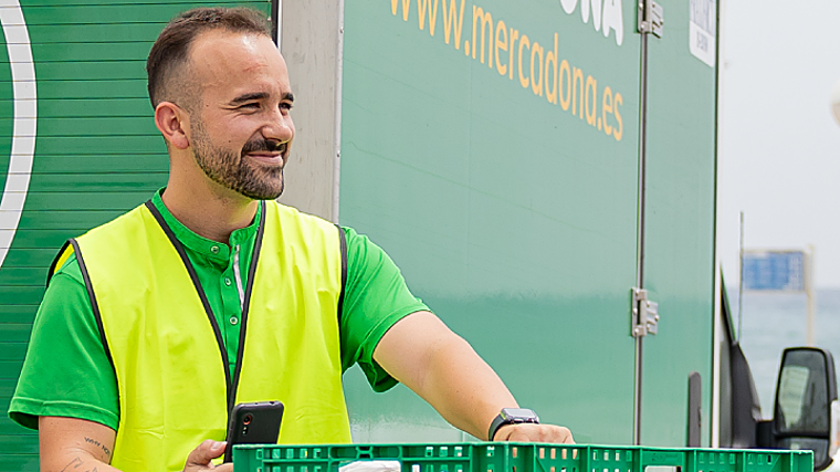 Mercadona busca personal en Sevilla con contrato de 22 horas y sueldos de 948 euros al mes con progresión salarial