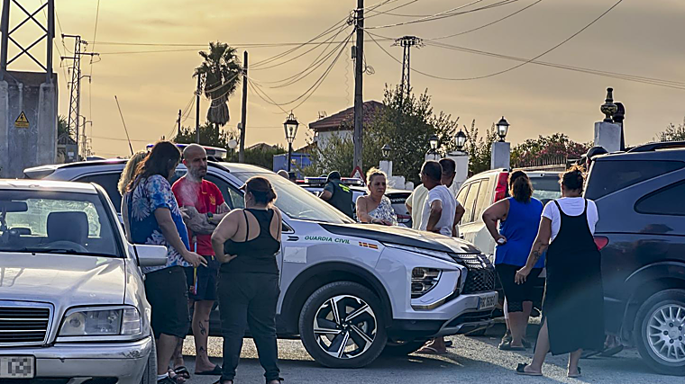 Dos muertos y un herido grave en un tiroteo en un bar de Carmona