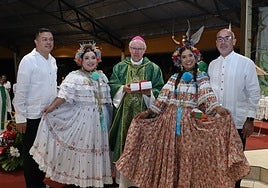 Monseñor Saiz Meneses ha presidido la Misa Típica de San Miguelito durante su viaje a Panamá