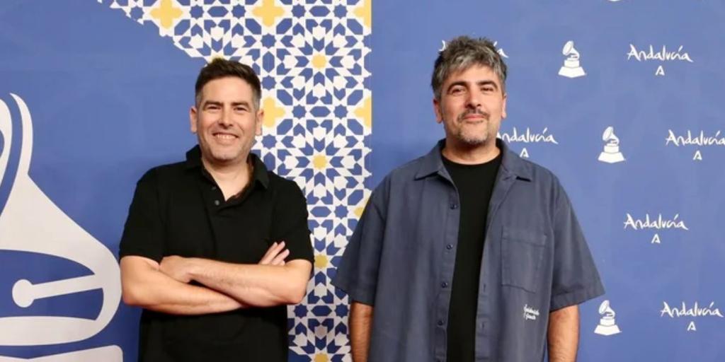 Estopa versiona una de las canciones más icónicas de Camarón en los Latin Grammy de Sevilla