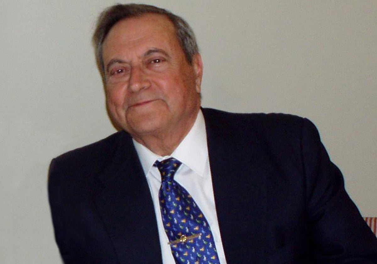 Roberto Echevarría, empresario y antiguo hermano mayor de Las Cigarreras