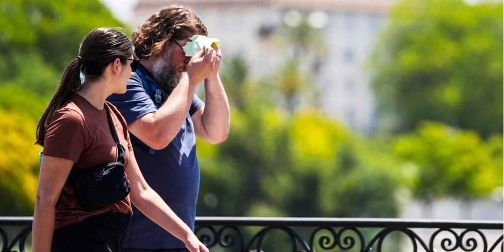 La Aemet avisa: Sevilla vivirá un verano inesperado hasta el otoño con temperaturas por encima de los 35 grados