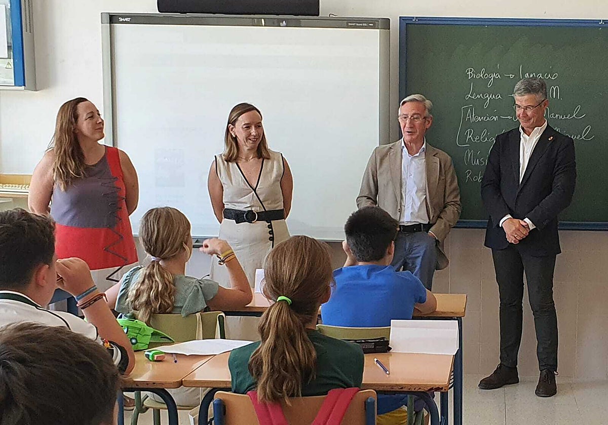 El delegado territorial de Desarrollo Educativo y FP, Miguel Ángel Araúz