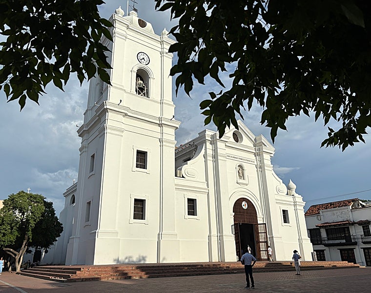Catedral Basílica de Santa Marta, lugar donde reposan los restos del trianero universal Rodrigo de Bastidas, fundador de la ciudad