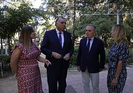 Arturo Bernal señala al empobrecimiento de los españoles como motivo del estancamiento del turismo en Sevilla en agosto