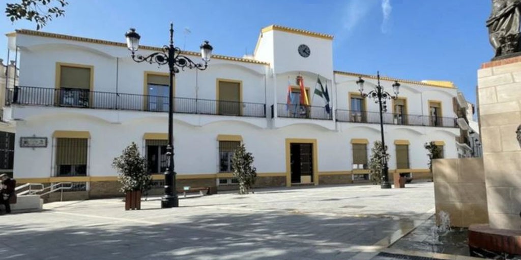 El juez archiva la causa contra Ricardo Sánchez por el tanatorio de Mairena del Alcor