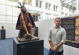 Así es la historia de Didier, un belga «trianero de corazón» que está enamorado de la Esperanza