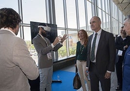 Los eventos organizados por el gobierno del PSOE en Fibes dejaron casi cinco millones en pérdidas