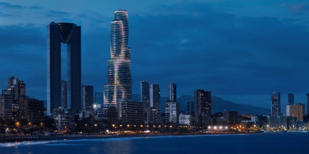 Un estudio sevillano diseña el rascacielos residencial más alto de Europa con 230 metros