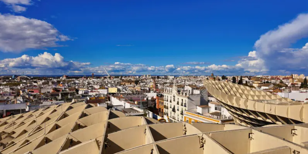 De la borrasca Gabrielle al Veranillo de San Miguel: las lluvias dejan Sevilla y vuelven los 30 grados esta semana