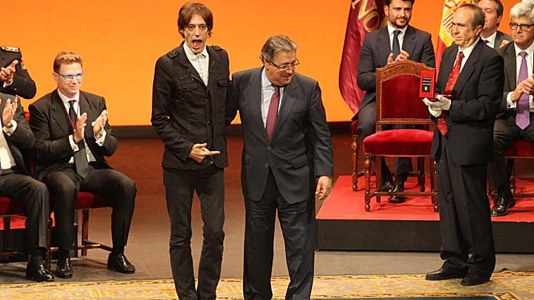 Entrega de la Medalla de Sevilla a título póstumo