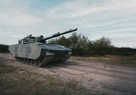 La fábrica de  blindados Santa Bárbara firma un contrato de 237 millones con Letonia