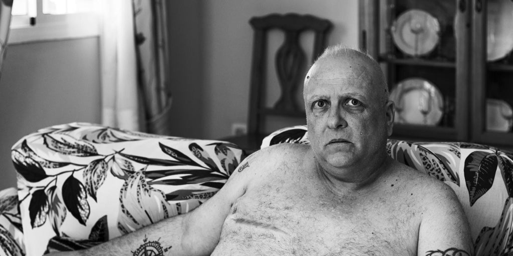 El cáncer de mama también es cosa de hombres: «Cuando se lo conté a un amigo me dijo que si estaba de broma»