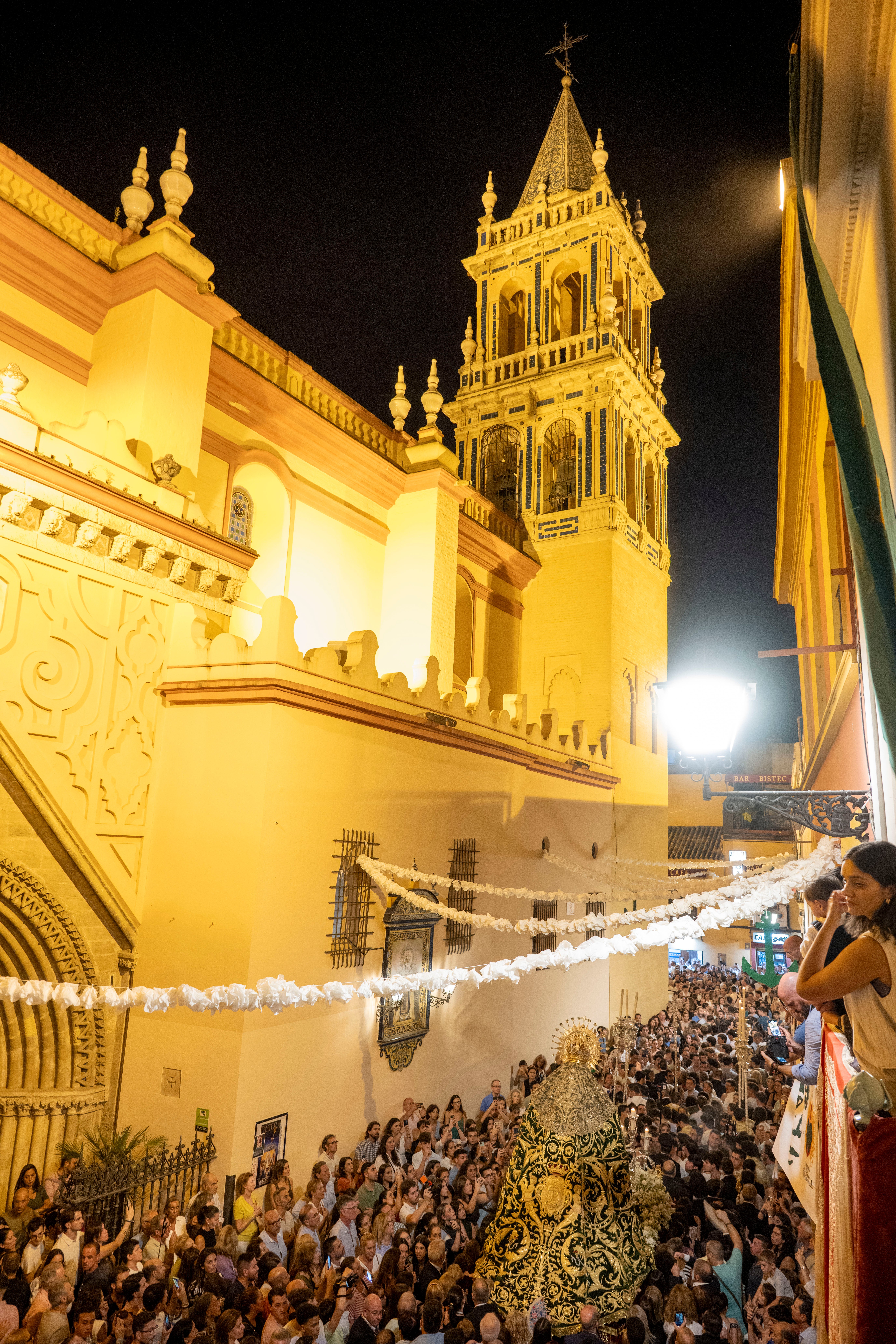 El traslado de la Esperanza a Santa Ana