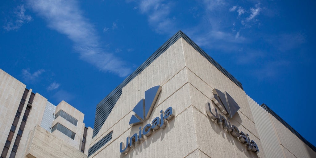 Moody's sube la nota a los depósitos a largo plazo de Unicaja hasta el nivel A3
