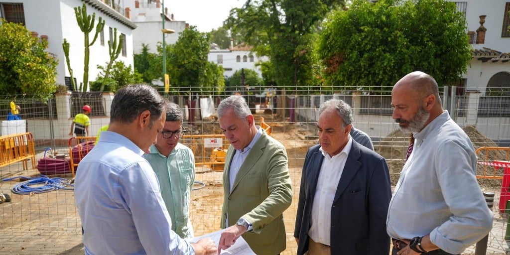 El Ayuntamiento de Sevilla renovará el saneamiento de tres calles del barrio de Heliópolis con una inversión de 1,3 millones