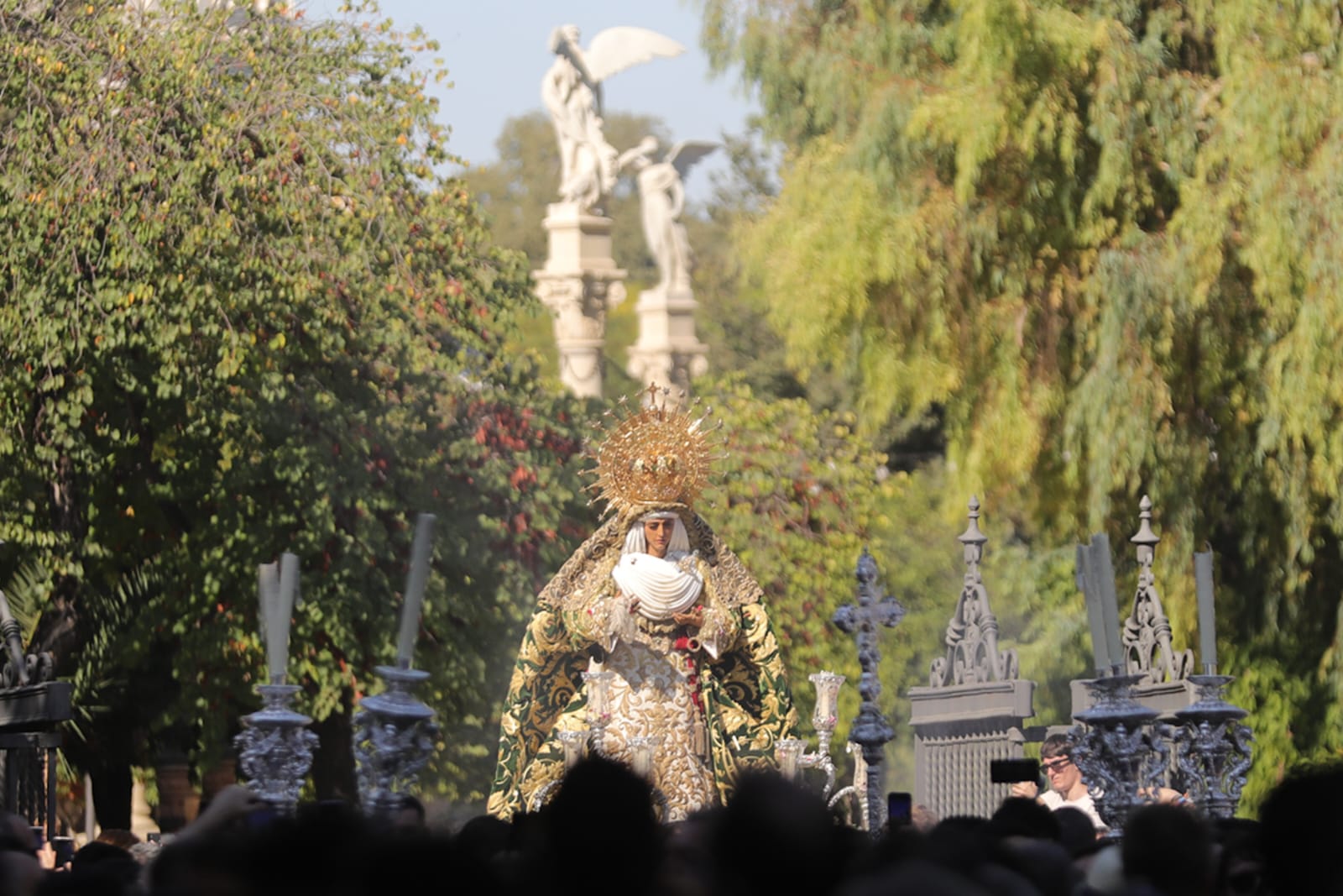 La Esperanza de Triana en el parque de María Luisa