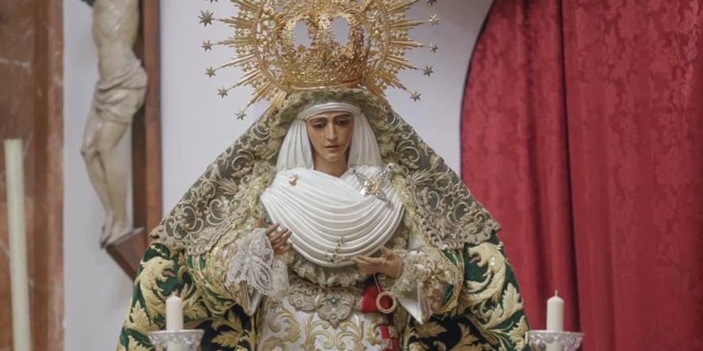 La Esperanza de Triana se pone en camino hacia el Polígono Sur