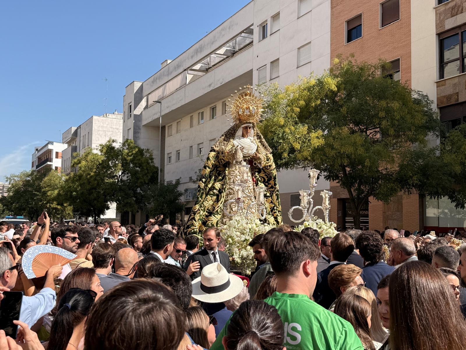 En la avenida de Bueno Monreal