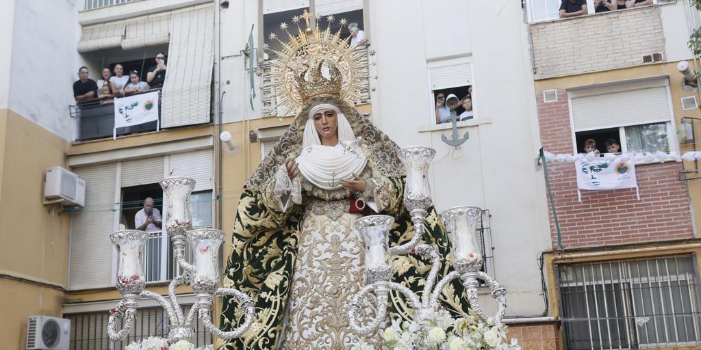 La Esperanza rompió la frontera invisible de Sevilla