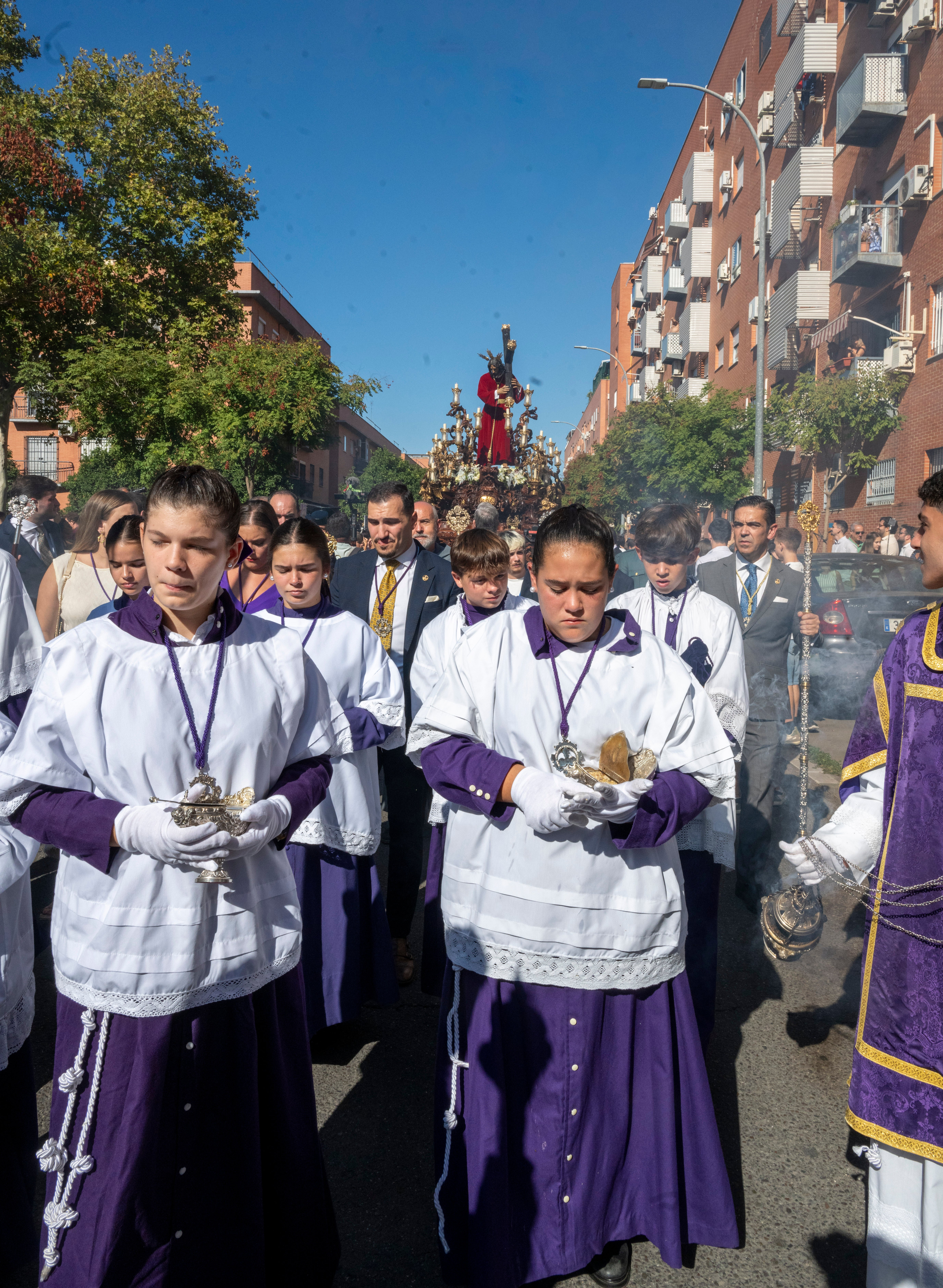La procesión extraordinaria del Señor del Divino Perdón, en imágenes