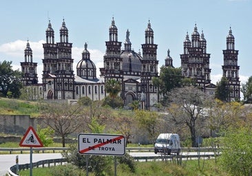 El papa del Palmar de Troya organiza una 'magna': «Prometemos dejar que te vayas después»