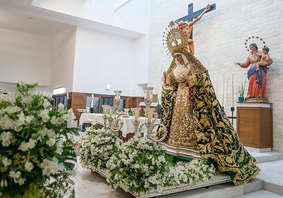 La Virgen de la Esperanza en la parroquia de San Pío X
