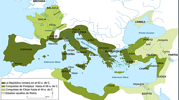 La República romana, en el siglo I a. C., había alcanzado una extensión tan vasta que abarcaba toda la cuenca del Mediterráneo. Un territorio imposible de gobernar ya desde el Senado del Foro Romano, que empezaba a obedecer más a sus generales que a la curia, originando guerras civiles como la de César y Pompeyo